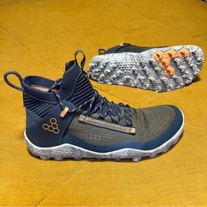 Vivobarefoot Magna Lite SG *RARE* Mens 41 US 8 blue, green, orange - Like-New!